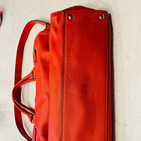 MICHAEL KORS
Hamilton East West Large Tote Red - Picture 8 of 9